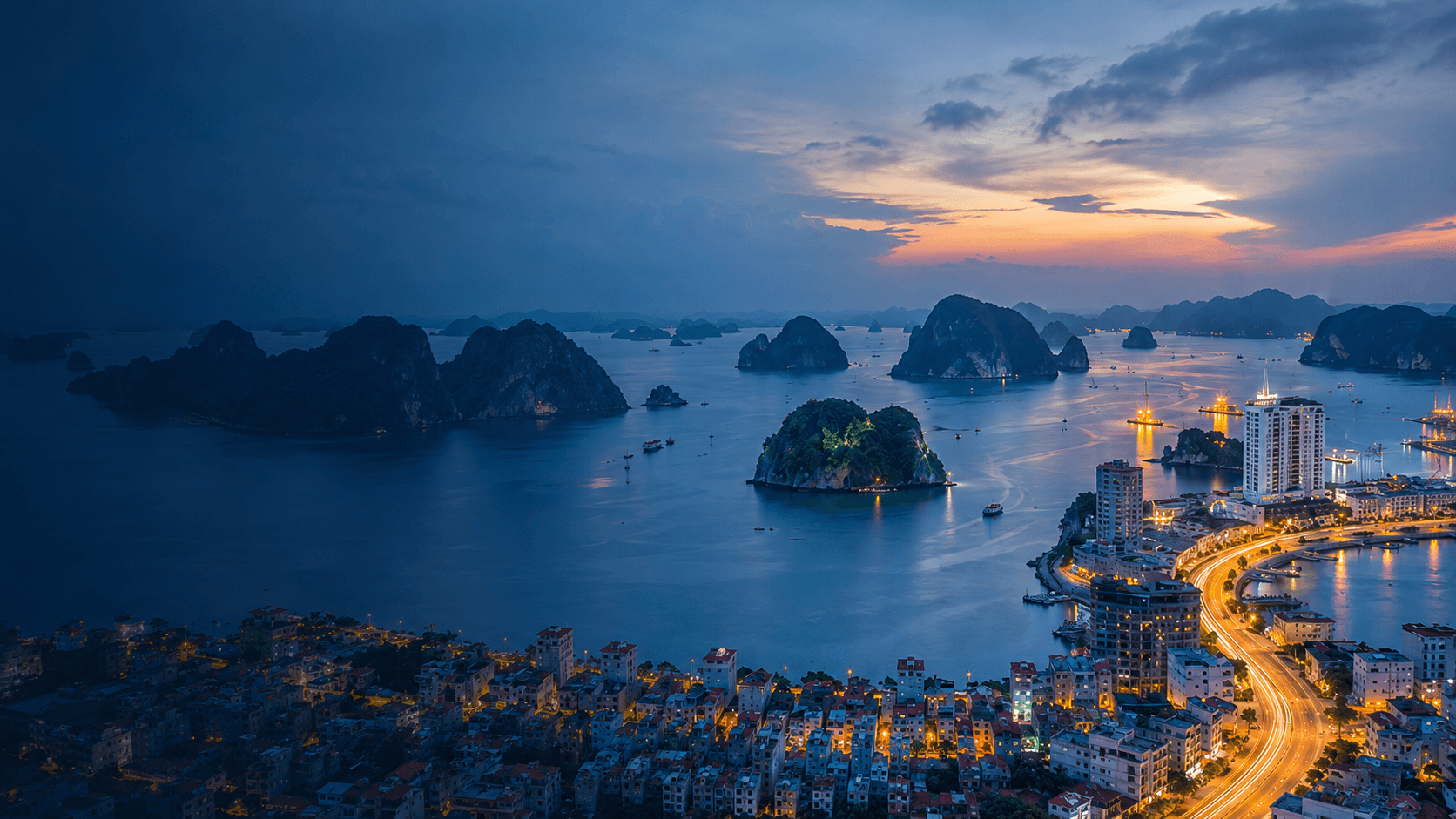 Vịnh Hạ Long về đêm